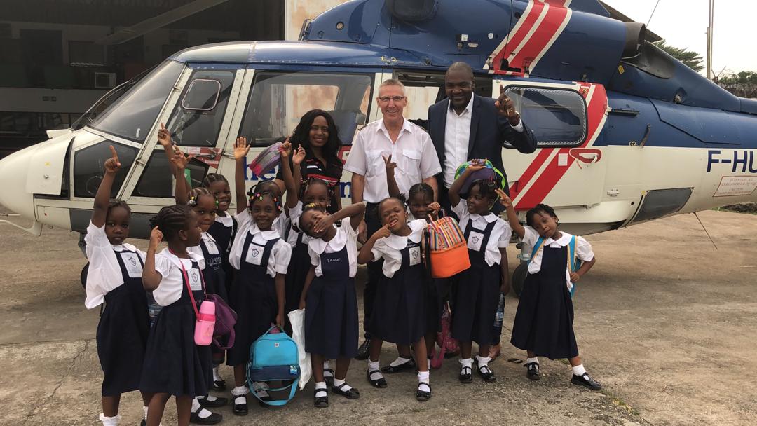 Heli_Union's tweet photo. Heli-Union welcomes young students to visit our Cameroon base! https://t.co/ASsMforMML