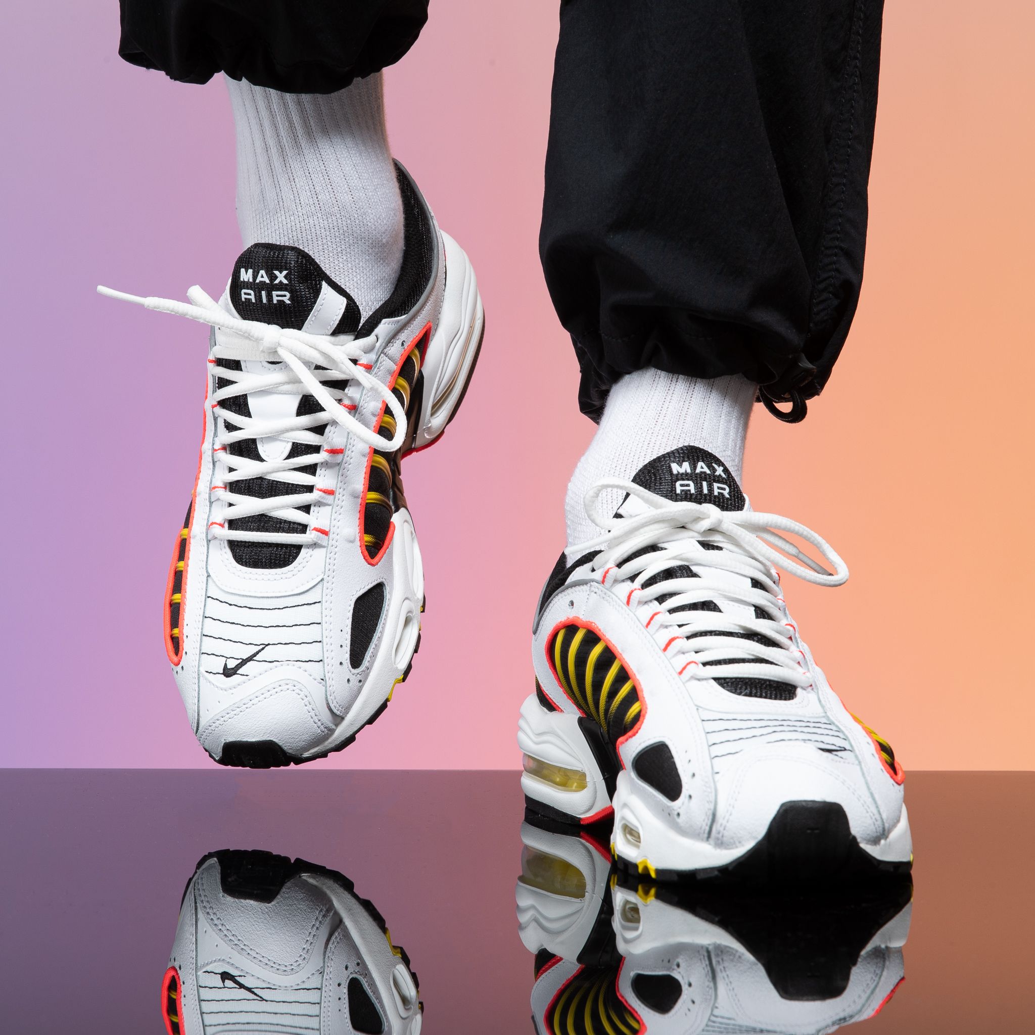 Nike tailwind store for sale