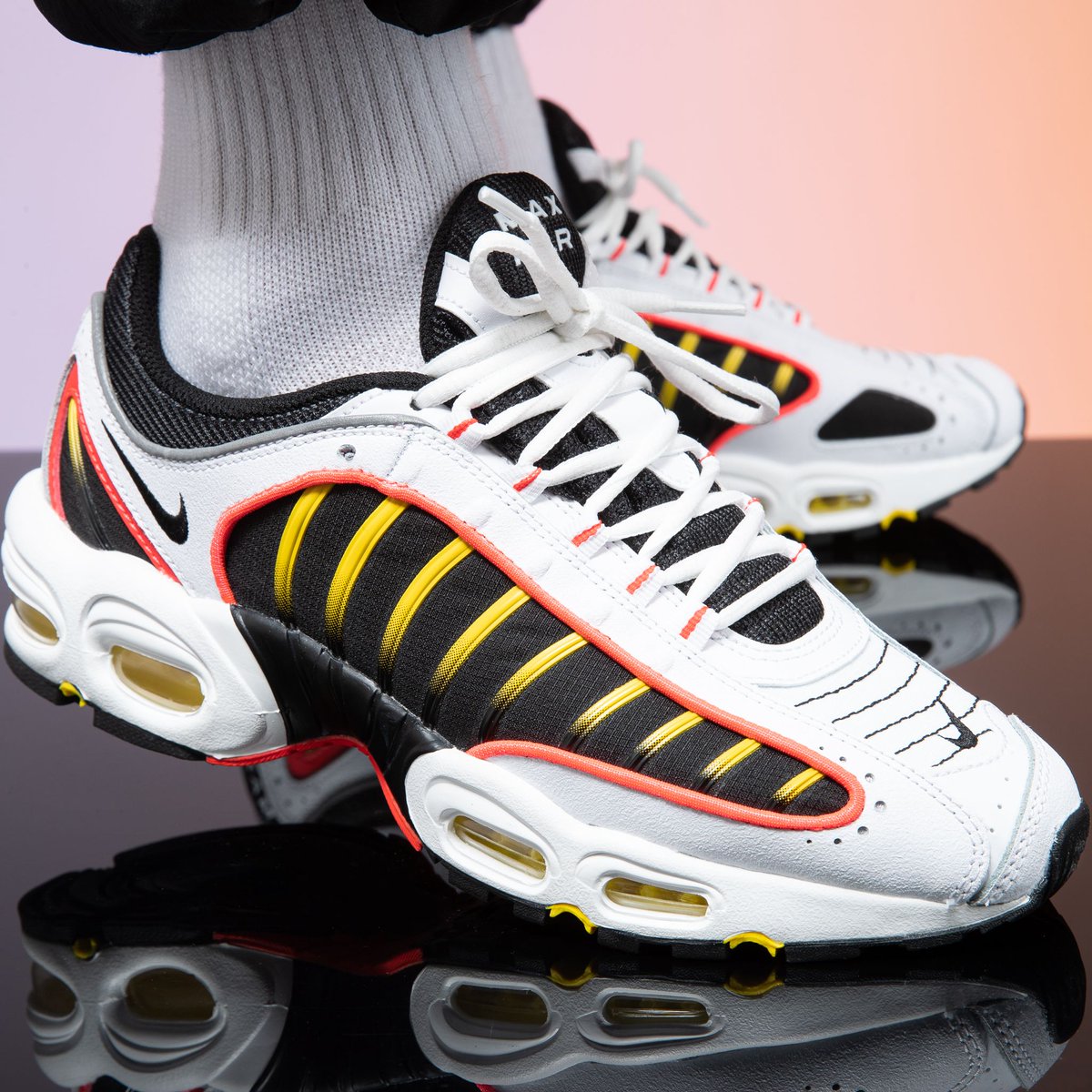Titolo Sale Nike Air Max Tailwind Iv White Black Bright Crimson Chrome Yellow T Co 7dsxuyzh6u Sale Kicks Sneakers Apparel T Co Ykz0y5vkvb Titolo Sale Nike Air Max Tailwind Iv White Black Bright Crimson Chrome Yellow T Co 7dsxuyzh6u Sale Kicks Sneakers Apparel T Co Ykz0y5vkvb