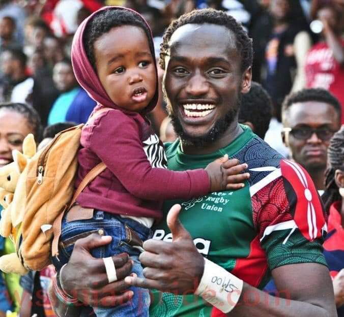 KyambogoRugby's tweet photo. We join the entire Kenya rugby fraternity in mourning the death of Tony Onyango,who has been called back to the Lord.We pray that God comforts,his family,teammates and friends in this trying moment. Rest in power Tony! https://t.co/Vn4cWGHQ6i