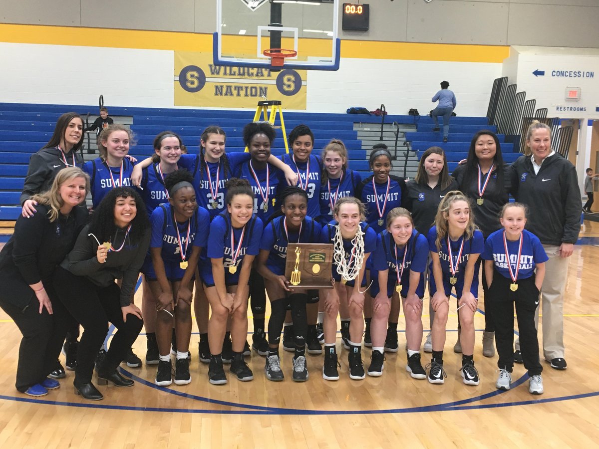 POSTSEASON UPDATES: Best of luck to Summit Country Day in action tonight against Purcell Marian at Springfield HS at 6:15 pm in SWEET SIXTEEN girls' basketball tourney play!