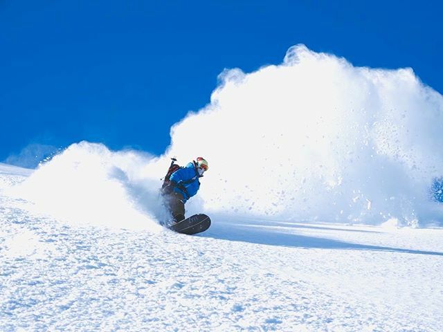 RawchaPrague's tweet photo. Thank @vitekludvik 📷 #rawfreeride #ltbsnowboards #splitboarding #mountains #nature #japan #japow https://t.co/ffhOJe2n2Q https://t.co/7xXoe8c5sJ