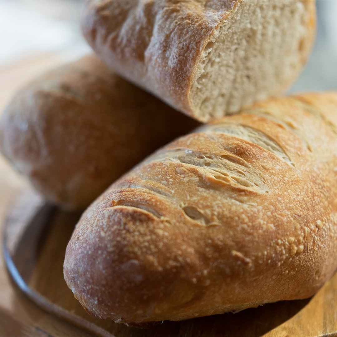 PregoHowth's tweet image. Give up carbs? Over my bread body 🥖