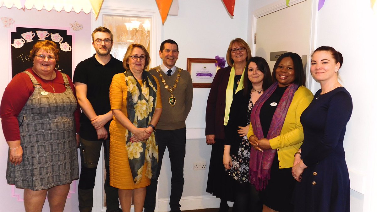 PrioryCourtCare's tweet photo. On Monday we launched our brand new Vintage Cafe at Stowford House! Our residents, relatives, staff and stakeholders enjoyed party with lots of tea and cake! 😁🍾🧁🍰 #tea #cake #party #launch #cafe #vintage #vintagecafe #epsom #ewell #happy #love #family #thefuturecaregroup https://t.co/ySno1XqEIg