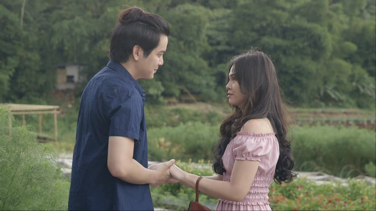 _yelz's tweet photo. Miss na miss ko na yung mga ganyang titigan nyo.😢 Sana masundan na po to agad @ABSCBN 🙏💛 https://t.co/judmwq9ju4