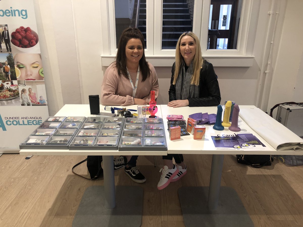 DASportsUnion's tweet photo. We have Hillcrest Future young peoples services Angus are with us today in Arbroath Campus. Pop in for a chat should you be curious and want to know more! @DAEngageMe #morethanjustacollege #dawellbeing #collegepartnerships @DA_wellbeing @dundee_angus https://t.co/GQvLNAJLEb