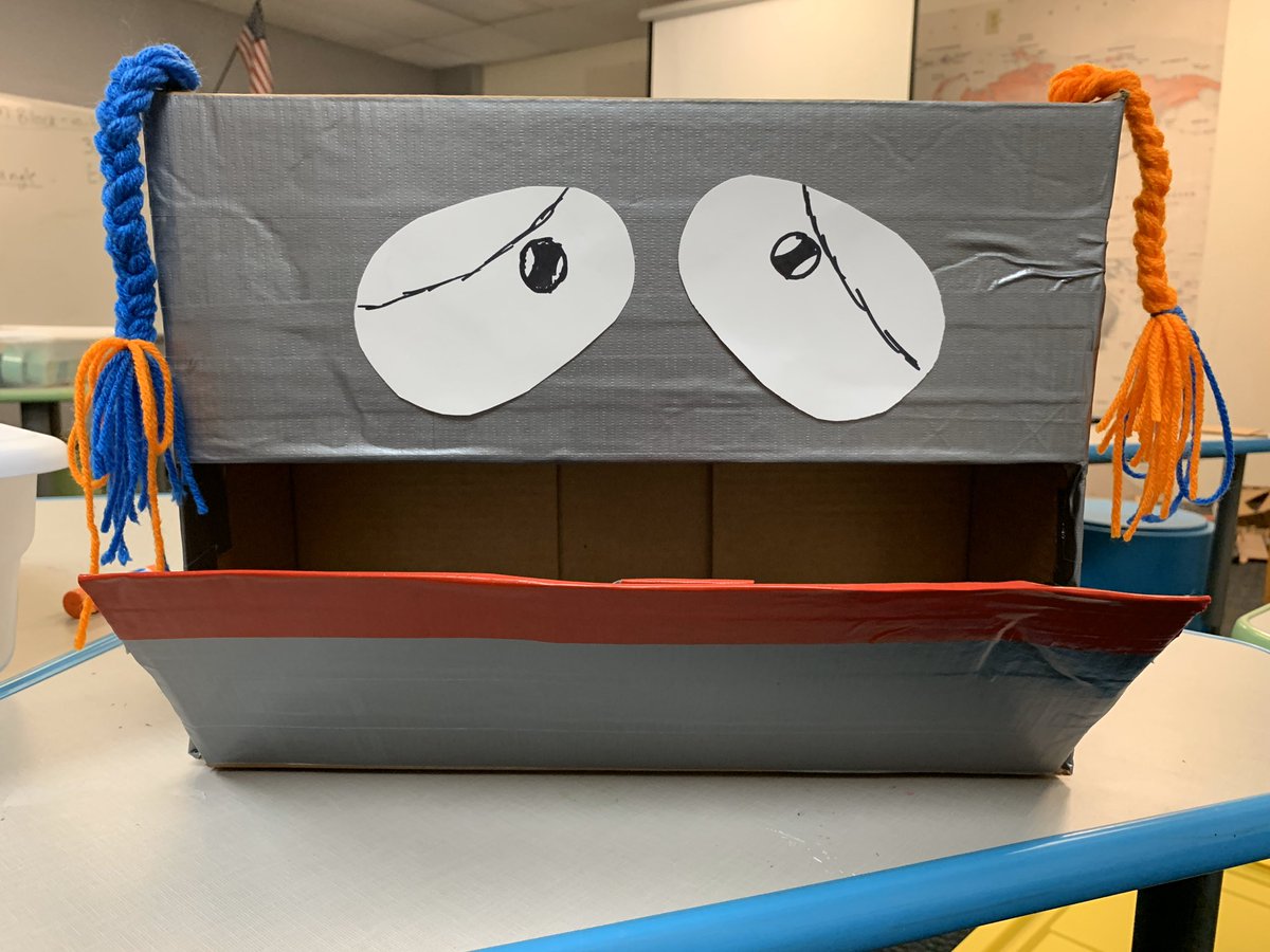 StemSloth's tweet photo. What can students engineer with a servo motor and a cardboard box? #asestyler #STEMZone #fabrication #robotics #tinkering #coding #engineering @fundmc01 @jasonmkern @AllSaintsTyler https://t.co/RfXnuIuDuT