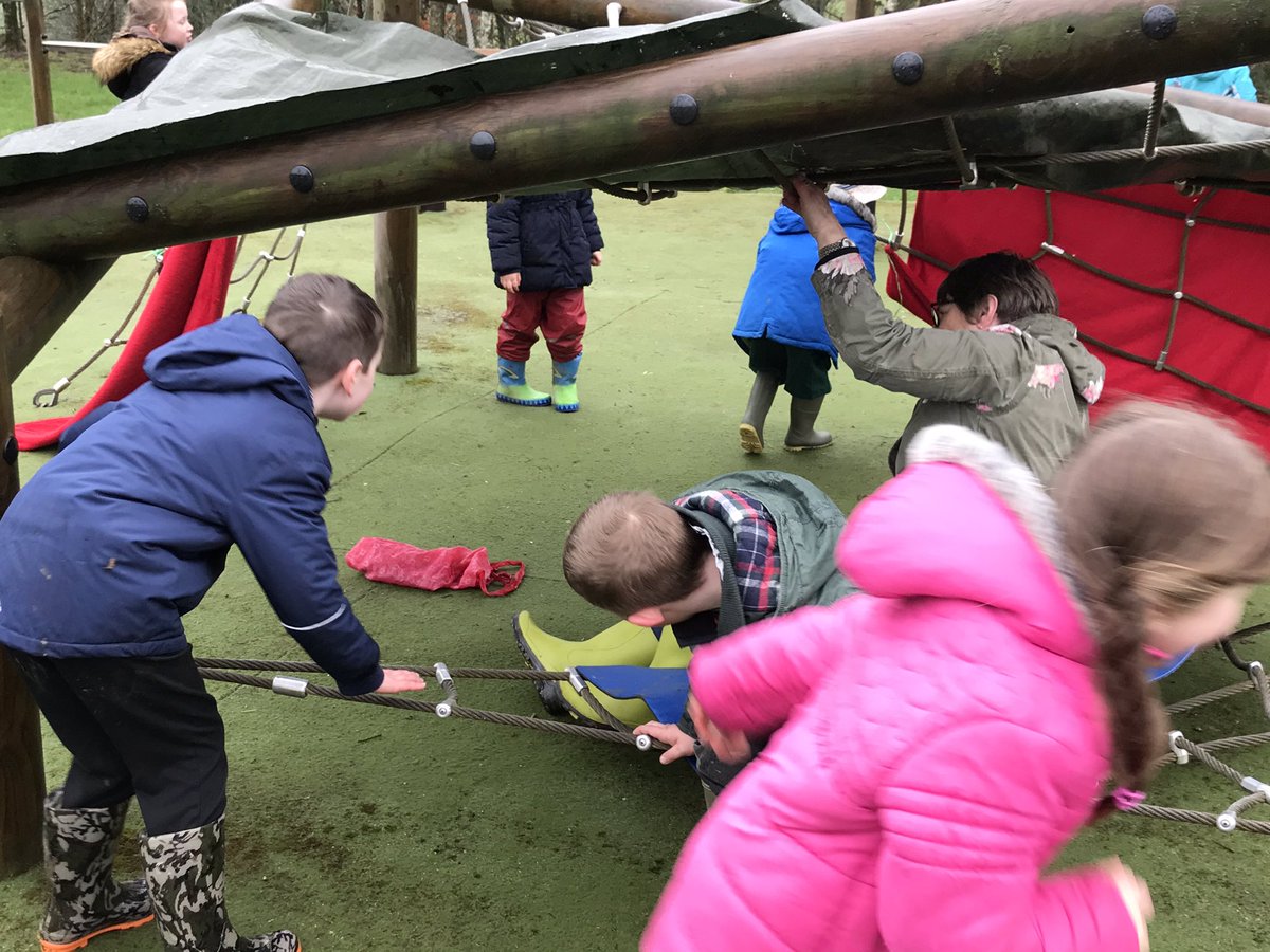 Our intrepid explorers are out and about learning and having fun! Den building, map making and potato cake cooking.