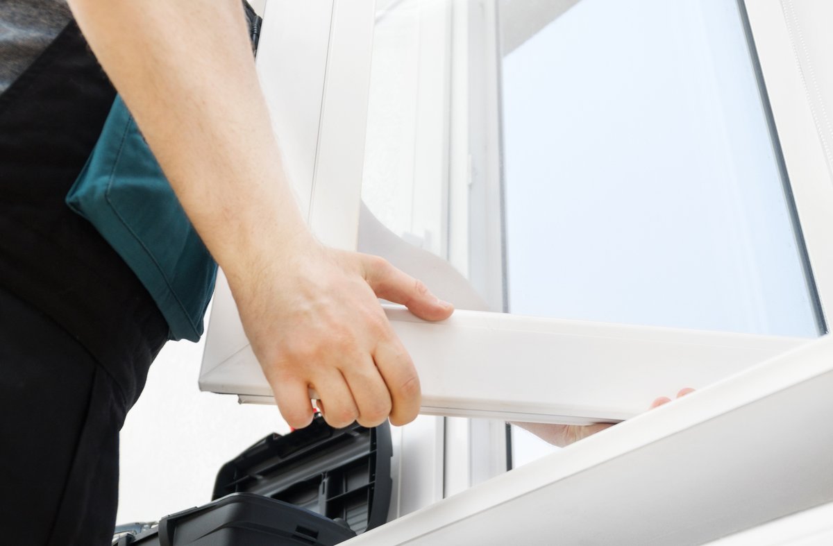 ValleyUPVC's tweet photo. Did you know, in addition to installing our uPVC products, we also repair and replace sealed units? Get in touch to find out more📞 #windows #repairs #dover https://t.co/Ji4D6LGAhh