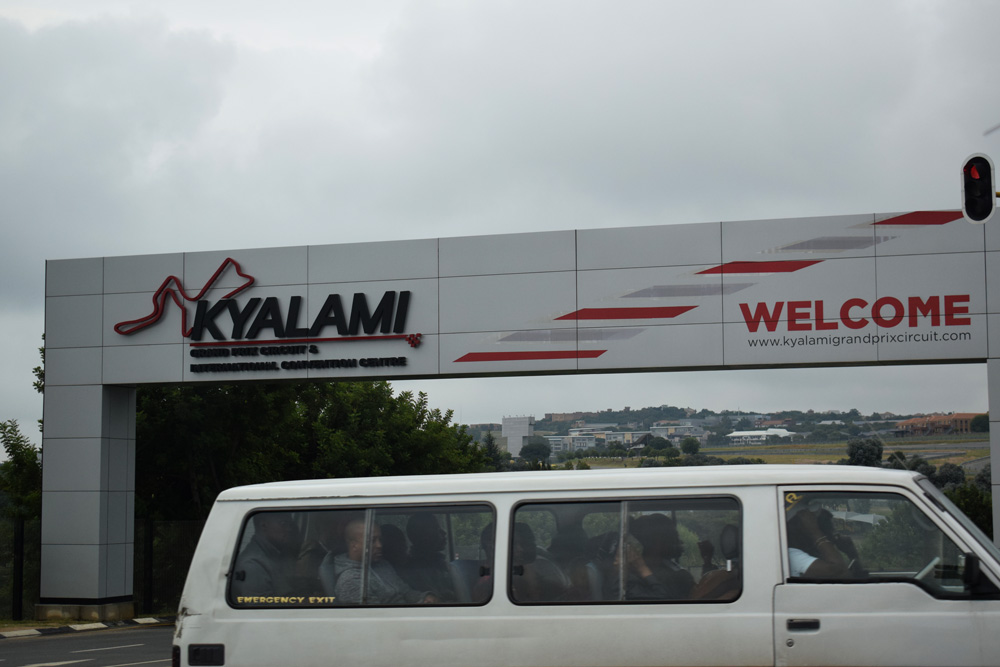 pholo_tshepiso's tweet photo. #KnowYourSA
Kyalami Grand Prix Circuit. A motor racing circuit located in Midrand, Gauteng province, South Africa.
The circuit has been used for Grand Prix and Formula One races and has hosted the South African Grand Prix many times.๐๐
๐ธBy Me: @pholo_tshepiso https://t.co/GmqmNTYej4