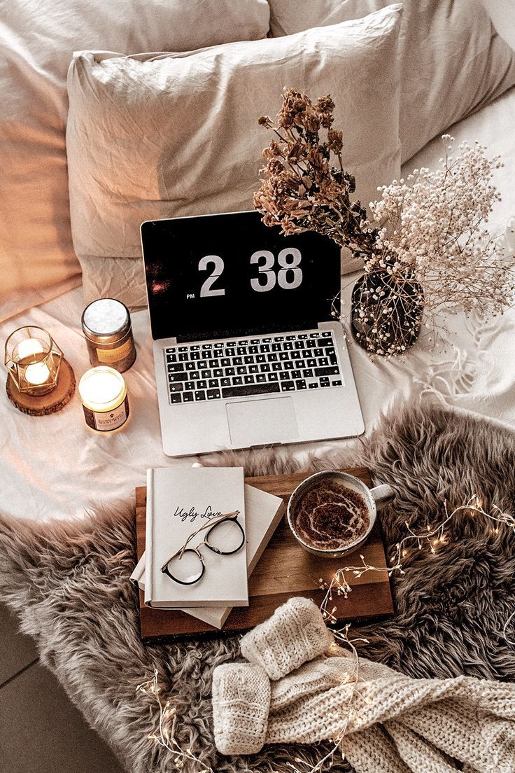 Планируйте свои действия.
Планирование дел на ближайший день (или неделю) имеет практическое значение в любой работе. Неважно, кем вы работаете – чёткий план действий всегда принесёт реальную пользу в виде повышения результативности (личной и профессиональной).