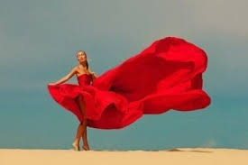 Запомните несколько важнейших аксиом тайм-менеджмента:
🔘 Фиксируйте цели письменно. 
🔘 Планируйте свой день. 
🔘 Дробите большие задачи. 
Необходимо, чтобы планирование стало вашей второй натурой: возьмите за правило составлять план действий на завтрашний день перед сном.