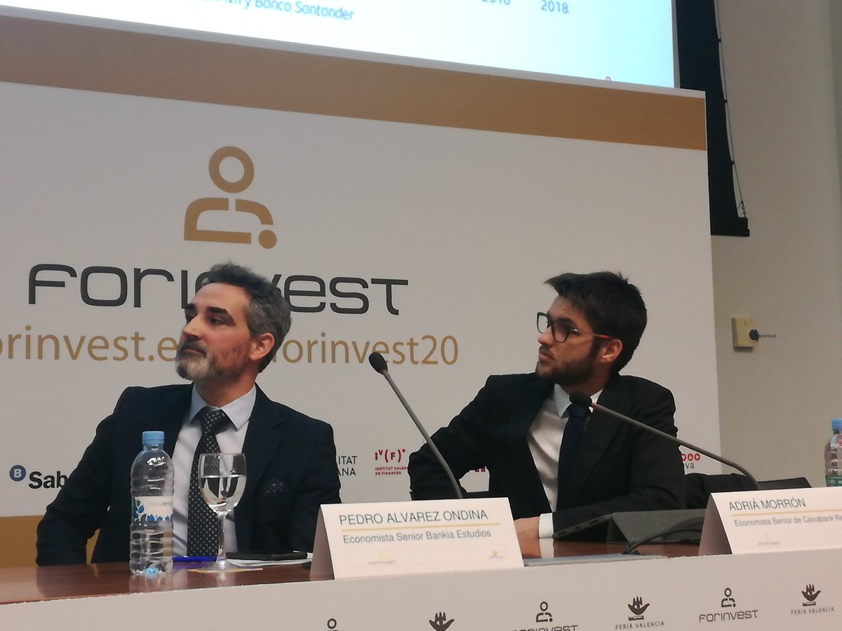 IsabelRubiol's tweet photo. Perspectivas económicas #forinvest2020. El Servicio de estudios @Bankia prevee un escenario de suave desaceleración en España. Tras la crisis se han hecho bien los deberes, corregido desequilibrios y somos más competitivos.Con permiso del coronavirus https://t.co/6d6U5K95nC