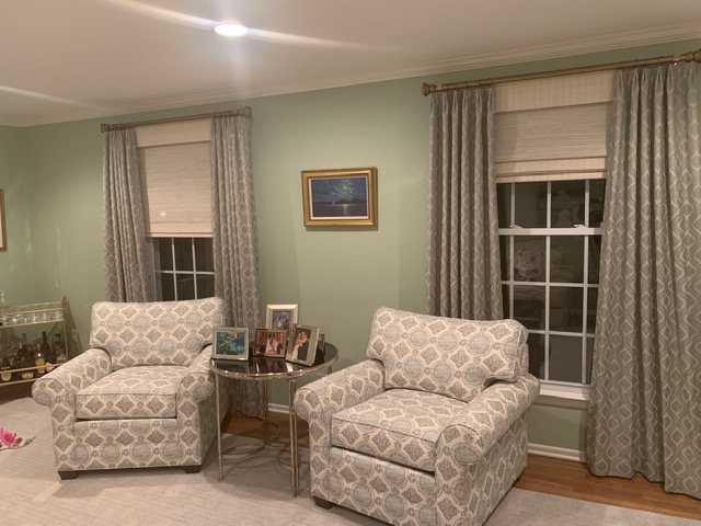 WindowTailors's tweet photo. A combination of fabric panels and woven wood shades add character and distinction to any room. 

#interiordesign #interiorinspiration #instadecor #windowtreatment #traditionalhome #interiordecorating #interiorwarrior #decorinspiration #interiorstyle #interiordesigner https://t.co/R8PPeLs3nJ