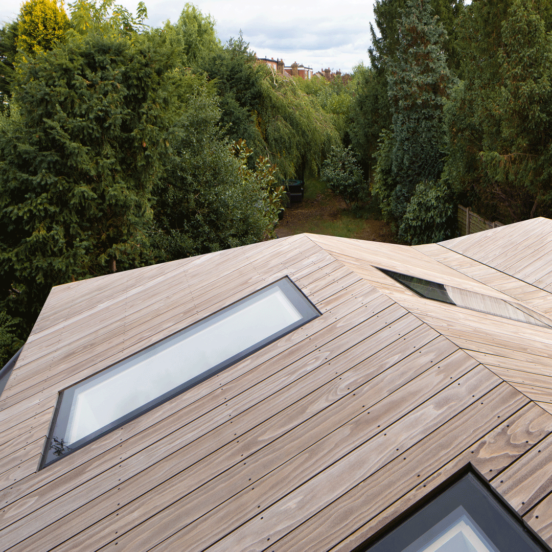 BucklandTimber's tweet photo. Buckland Timber Portfolio: photograph of some lovely timber roof detailing by @up_architects_london this crowns our glulam framed household extension #glulam #timberarchitecture #uparchitects #bucklandtimber #spruce #handmadeintheuk https://t.co/UyB2FZu5Ac