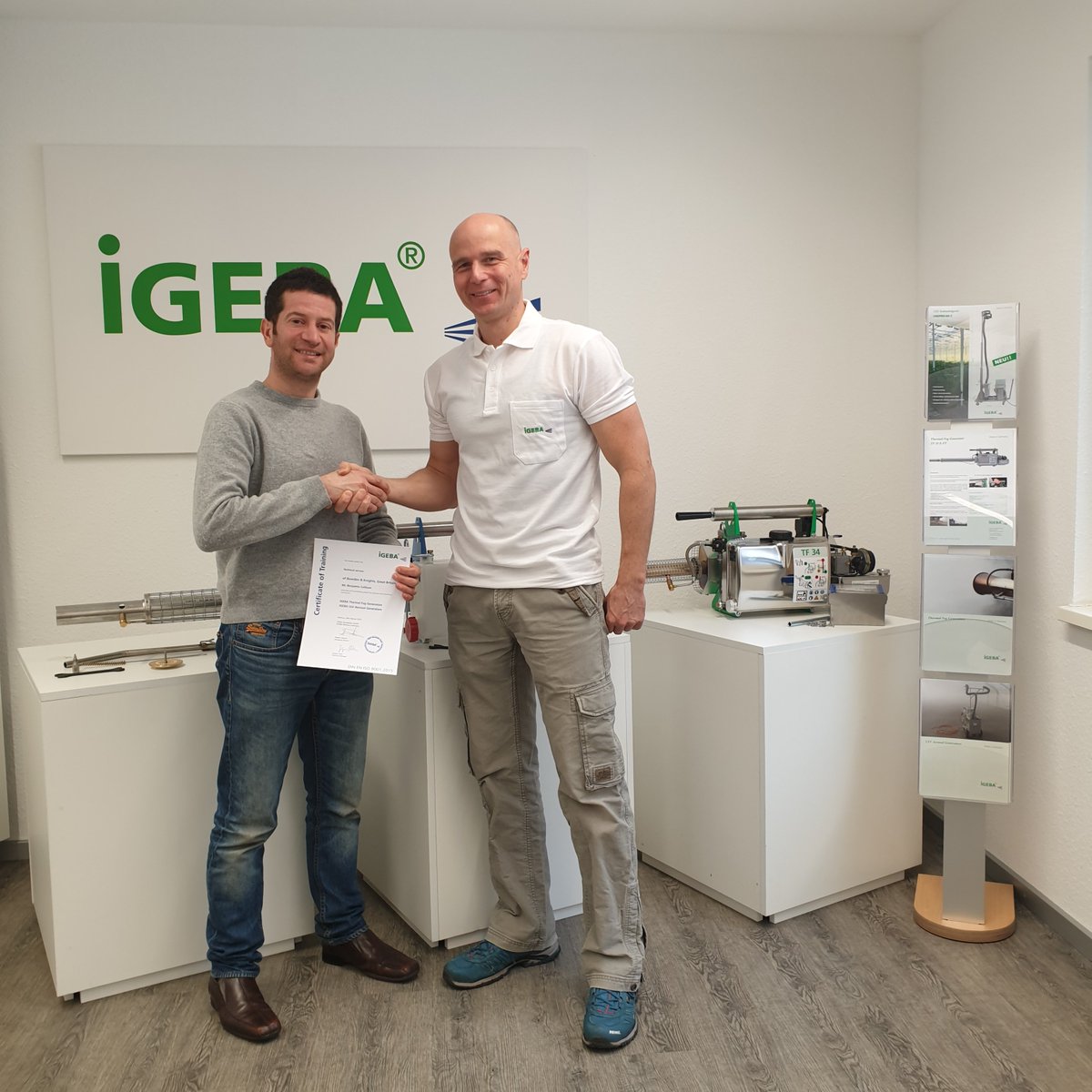 BKPoultryHealth's tweet photo. Ben &amp; Hannah have already been able to put into practice their training to help customers this week!
If you require any help or advice regarding #thermalfoggers or #ulvfoggers please get in touch and they will be more than happy to help!
#disinfection #poultry #igeba #training https://t.co/JTlle7Nhnp