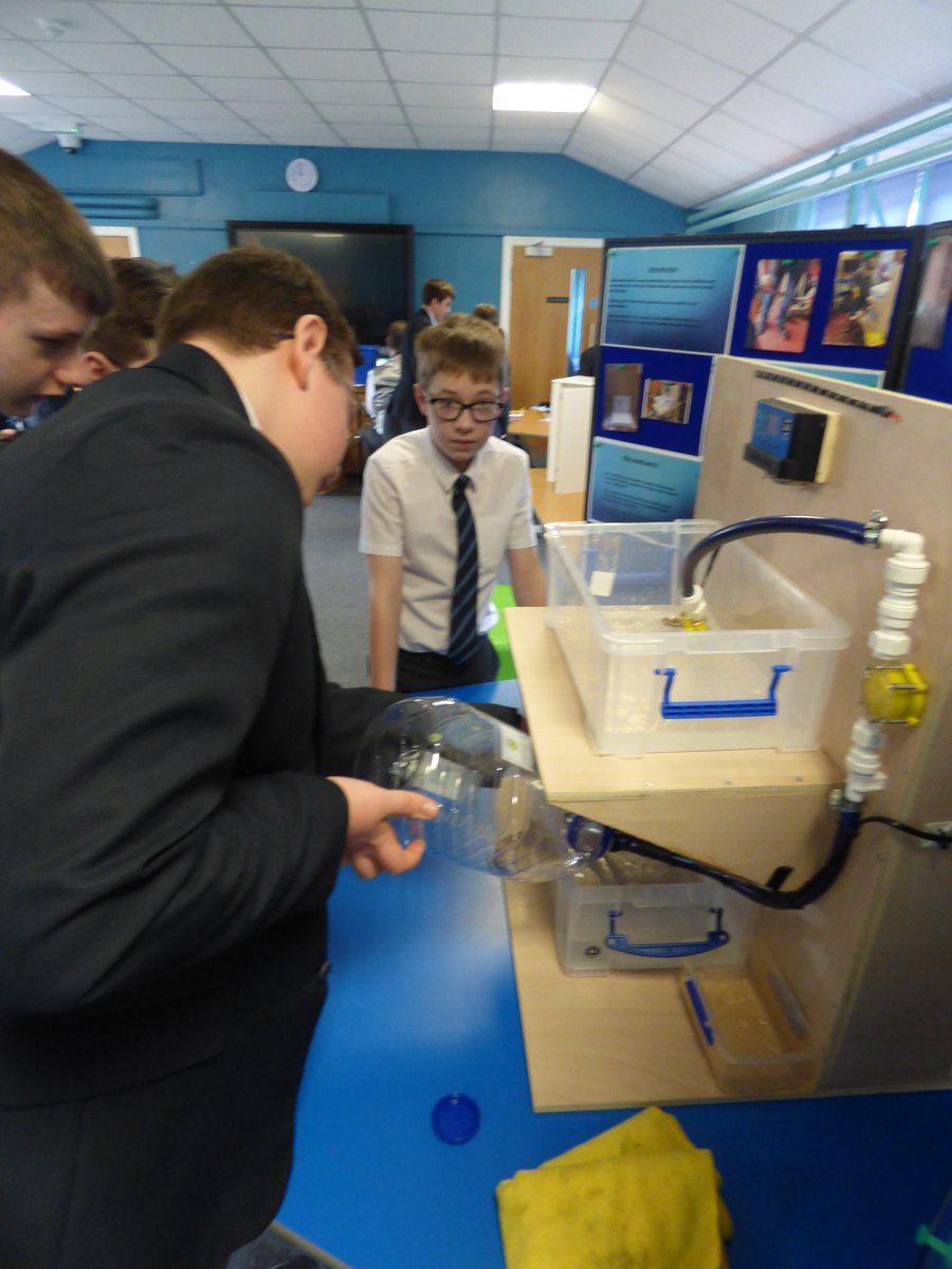 ivanhoe_school's tweet photo. Students are all set up for the STEAM Show today/tonight. Some amazing projects again this year.Looking forward to sharing them with our special guests tonight. @AshbyTCouncil @RollsRoyce @NWLeicsPolice @MarstonsBrewery @3MUK @AshbyCommunity @SchneiderElec https://t.co/utI1QqpPUz