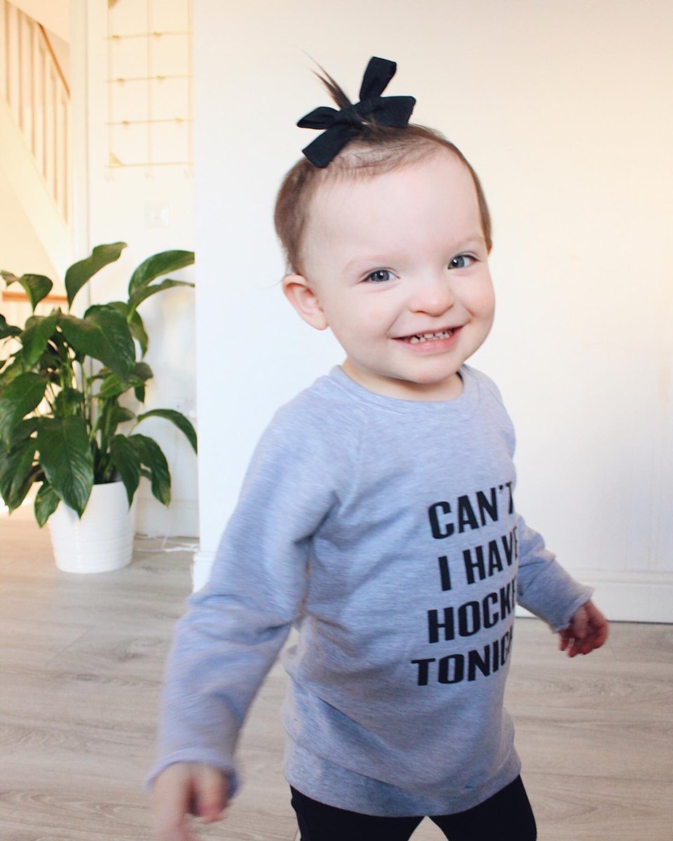 Can’t. I have hockey tonight. 

Want 20% off <a href="/PRTGandMAIN/">PORTAGE AND MAIN</a>? use my code CRYSTAL which is valid through the month of March 🙌🏽