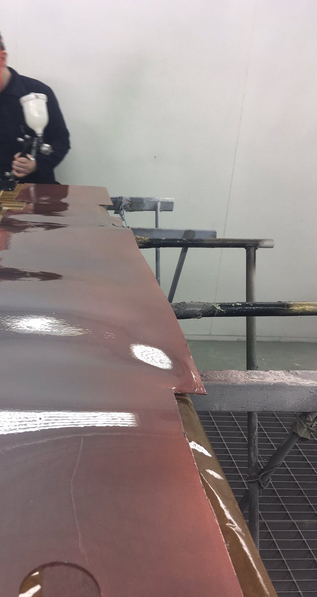 InverRacers's tweet image. We bit of painting today colour changing body work 🏎