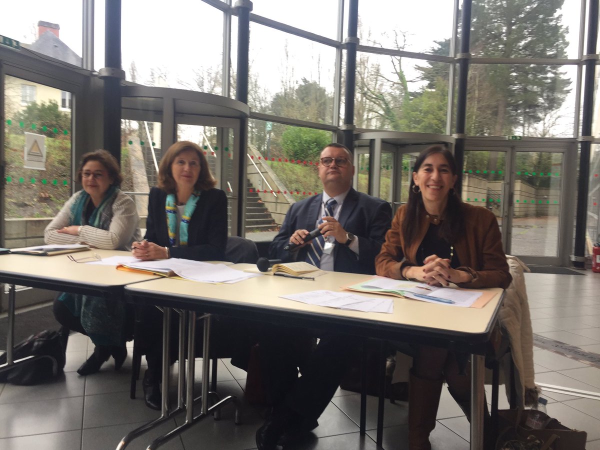 CarmonaPauline's tweet photo. A Nantes avec la directrice générale de l’administration et la Haute fonctionnaire à l’égalité pour lancer consultation sur le plan égalité femmes hommes de @francediplo. Merci au ministre @JY_LeDrian d’avoir salué le rôle majeur de @femmesdiplo 💪@admoderne @JamaisSansElles https://t.co/NTv0roAgRj