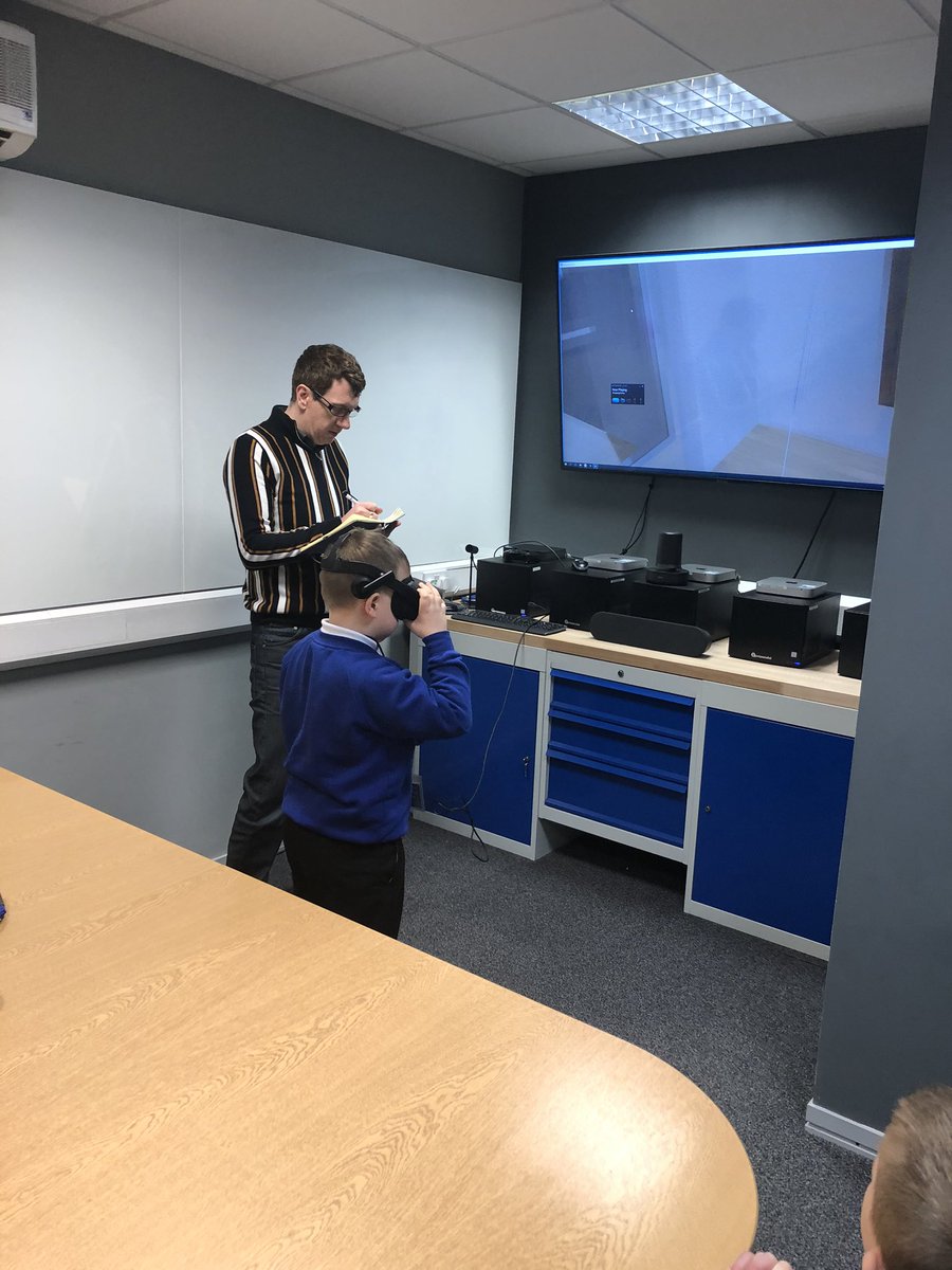 childrensuni's tweet photo. More VR @DeltaCraven #Tridentexperience https://t.co/EzZJNaytwa