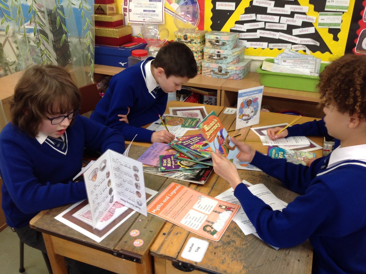 bboughton79's tweet photo. Book tasting in year 6! https://t.co/chuzvimiDA