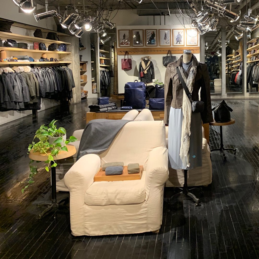 DISCOVER OUR STORES | Our unique approach to #design is the driving force behind our #Authenticity. Discover our timeless styles and enjoy a wonderful shopping experience at our Saint-Laurent location. 🌿 Find us: bit.ly/390IAvo