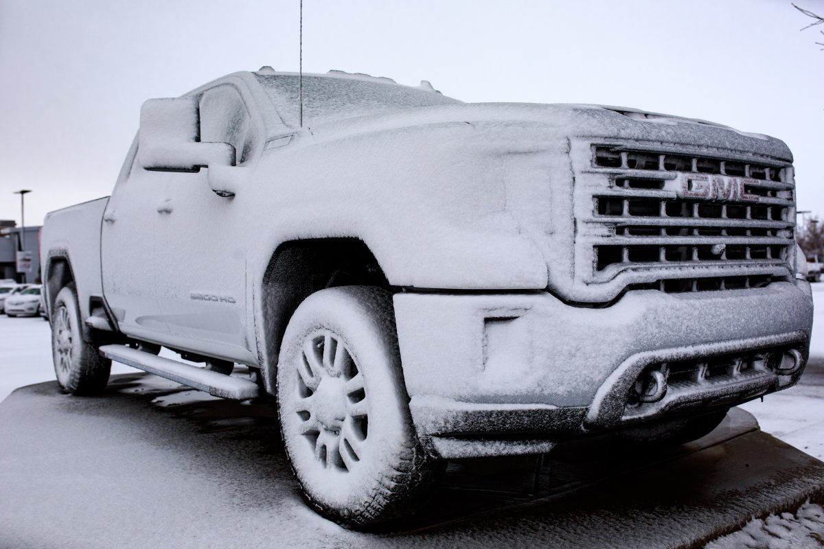 DavisGMCBuickLA's tweet photo. Can we interest you in a Custom White-Out GMC Sierra???🤣Oh Mother Nature…. #GMCSierra3500 @DavisGMCBuickLA #Lethbridge @GMCcanada https://t.co/ViSzjv1byk