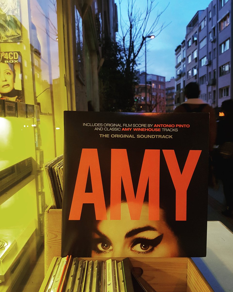 VintageRecords1's tweet photo. 2015 Island Records, Avrupa baskı.
.
Amy filminin soundtrack'i olan The Original Soundtrack - AMY LP'sine sahip olmak ve ayrıntılı bilgi almak için bizlere buradan veya https://t.co/yIIDcO6QxE adresinden ulaşabilirsiniz.
.
#amymovie #amywinehouse #vintagerecordsmoda #antoniopinto https://t.co/ADa4xpHdZu