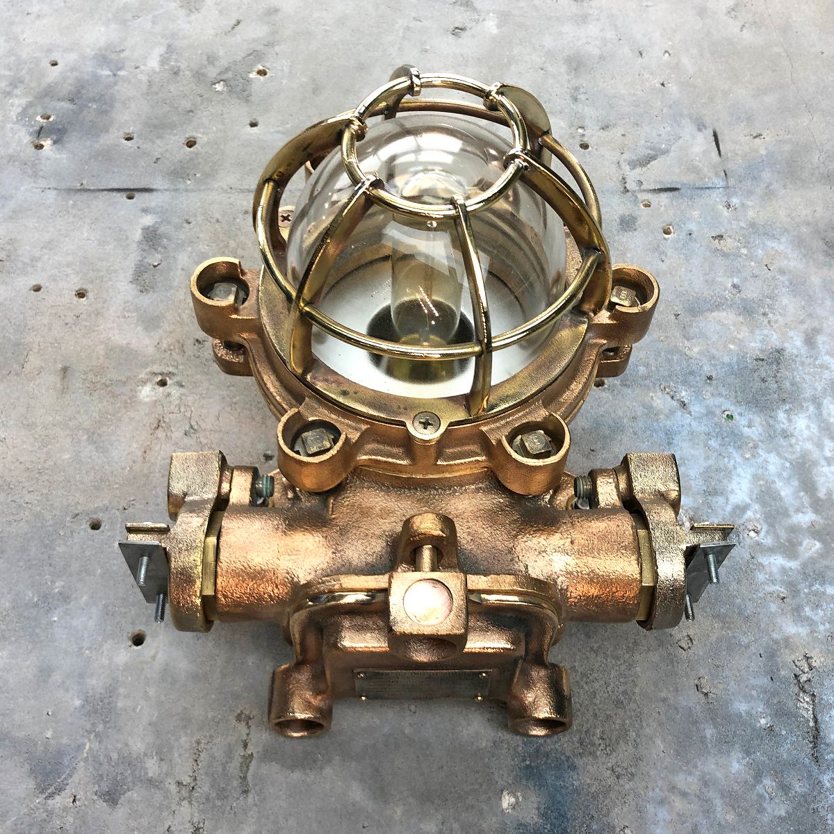 LoomLight's tweet image. Engineered Once, Used Forever - mailchi.mp/da5b36a5cef7/e…
Buy Less, Buy Well