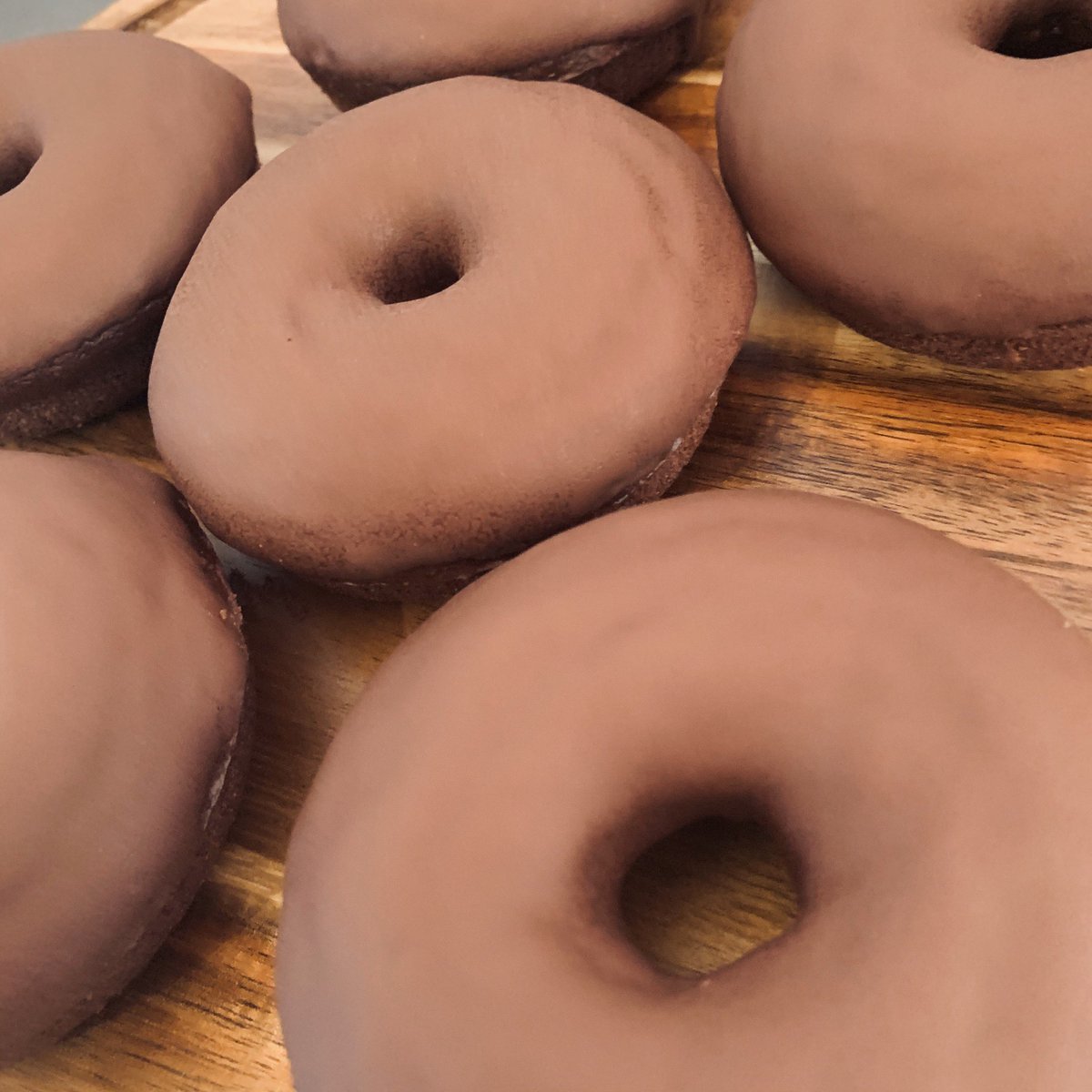 THouseofCoffee's tweet photo. Gluten free, vegan brownies!
We also have some chocolate donuts from @marcieshappymoment 🍫 https://t.co/3tUj1s1klm
