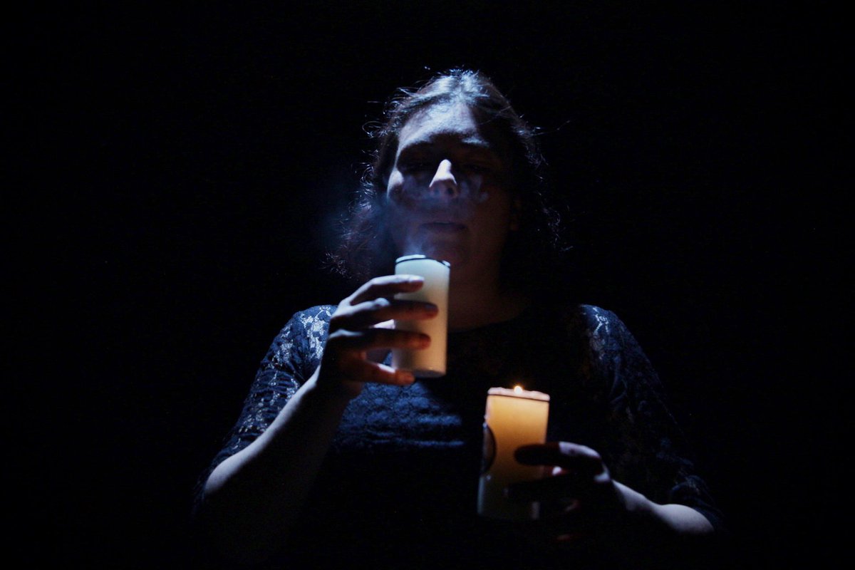 CarmelaFilms's tweet photo. En el tiempo de las mariposas 
Obra de @lacnatearo 
Photo By: @monacualquiera 
__________________________________
#teatro #obra #mariposas #canonphotography #photography #portraitphotography #carmelafilms https://t.co/NUsshlI4fv