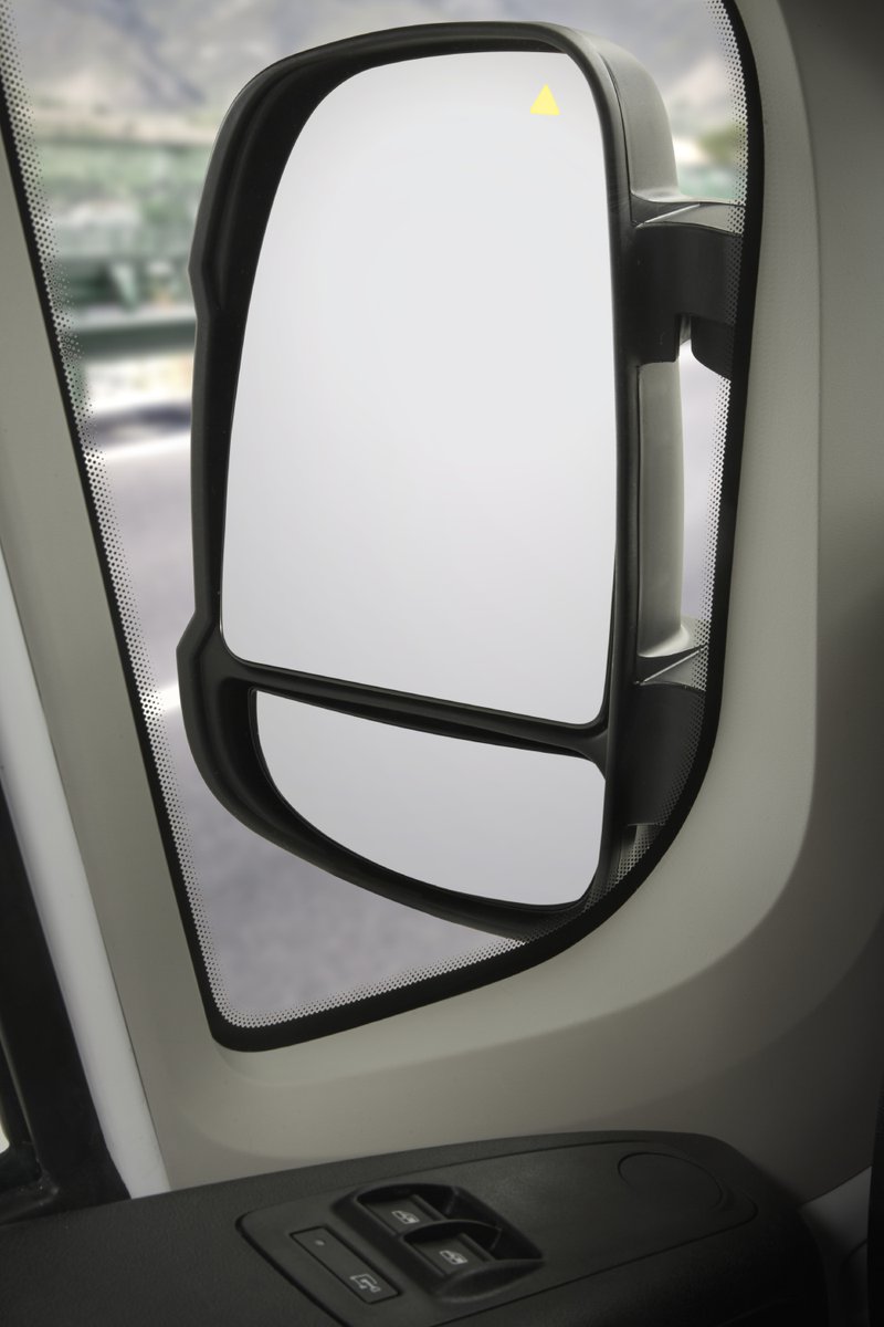 StellantisNAEsp's tweet photo. La nueva @RamTrucks #ProMaster 2021 debuta en @WorkTruckShow de #Indianápolis con nuevo equipamiento de seguridad tanto opcional como de serie. #RamCommercial, #MundoRam. https://t.co/zhbtGlyH72 https://t.co/Y2Ip5UadPE