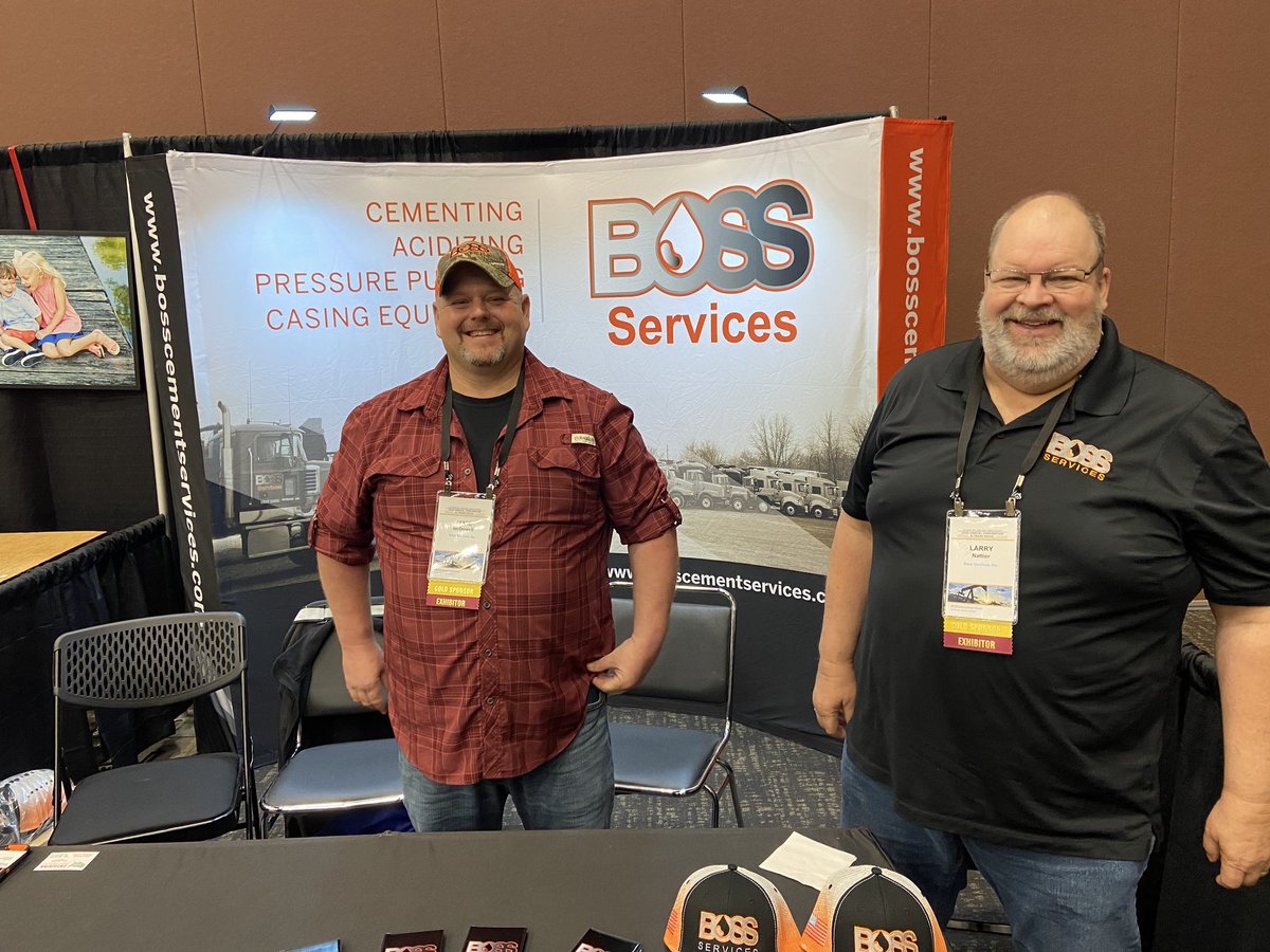 kyoilgas's tweet photo. KOGA enjoyed meeting with our members at the @IOGA14 Annual Meeting in Evansville this morning. We appreciate all that you do for Kentucky’s oil and gas community and will continue to protect the interests of our valuable industry. #KOGAstrong https://t.co/aQYPoU4iMI