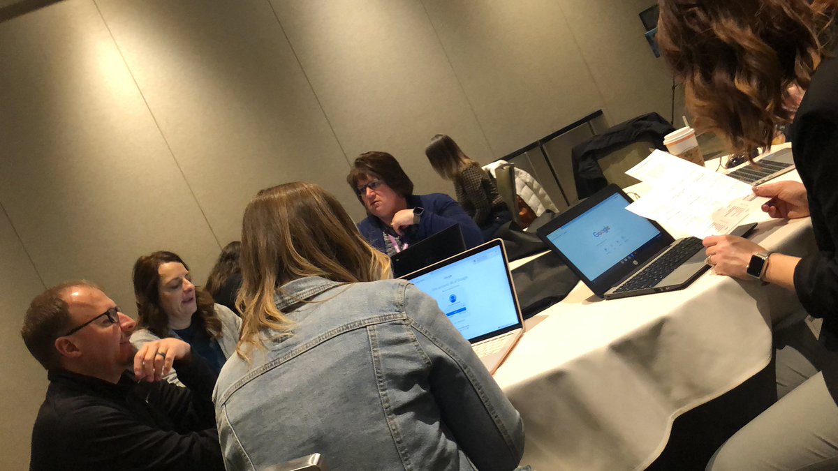 vick_integrate's tweet image. #mhsd193 is ready for the Digital Citizenship Summit #NCCE2020 #letstacobouttech #digcit @MhsdTechnology