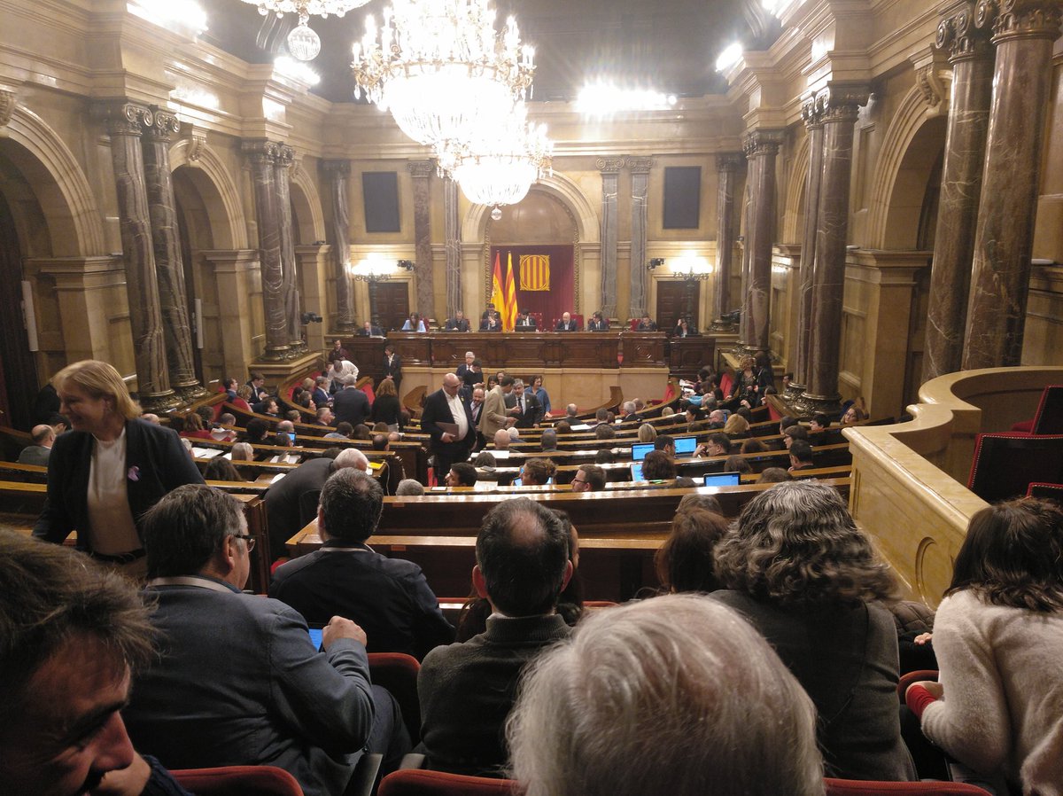 mrosagarcia78's tweet photo. Emocionada en assistir a l aprovació de la llei de #reduccio del #malbaratamentalimentari al @parlamentcat
Aspectes claus:
- Prioritzar la reducció en origen davant la redistribució dels excedents
 -Interpel.lar a tots els agents de la cadena amb mesures i sancions
- Quantificar https://t.co/onv1uifAXm