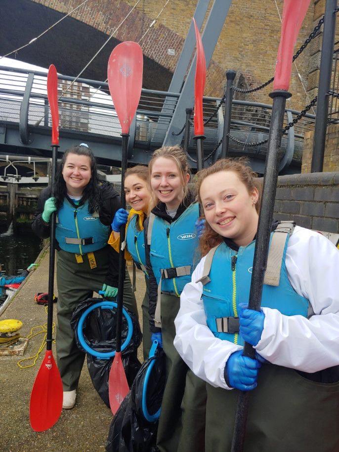 Elizabeth Meade tweet media