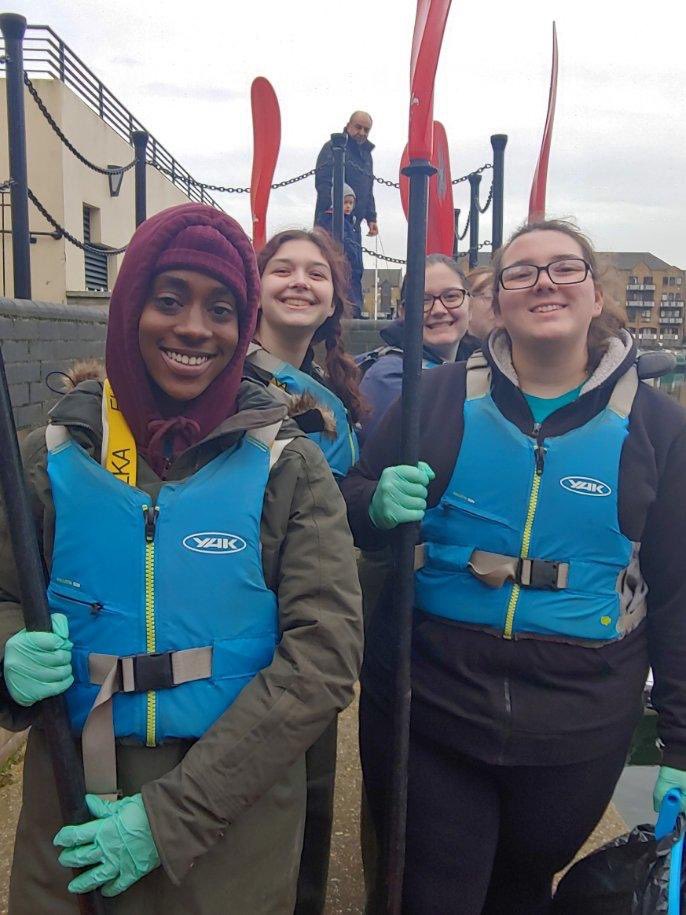 Elizabeth Meade tweet media