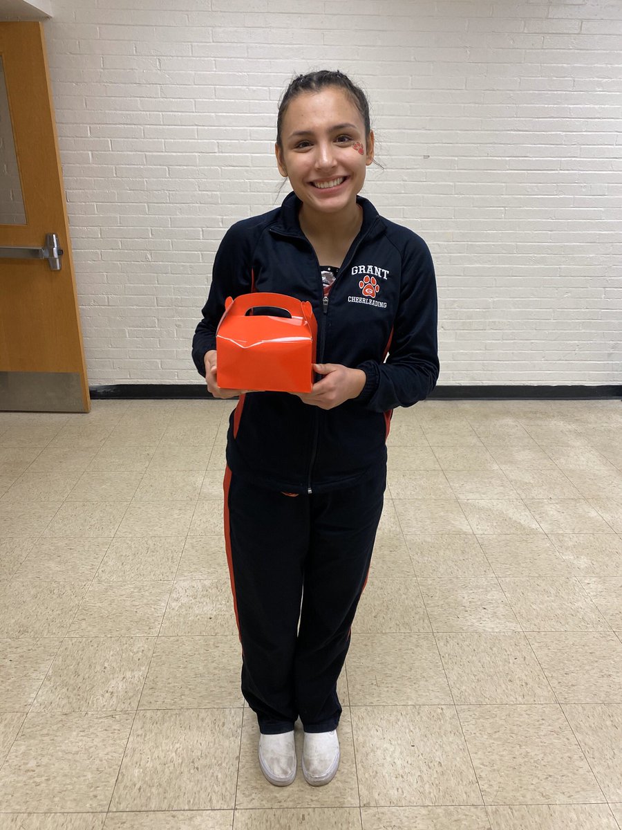CoachMarissa's tweet photo. ❗️Some special JV shout outs from last night’s Winter Awards Banquet❗️

🐶 Bulldog pride: Grishannie 

Program Value Awards - 

🎖 Honor: Bella J. 
🤝 Unity: Julie 
📣 Diligence: Kenley https://t.co/qEyBBdEgI6