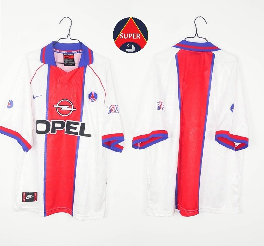 Pour mes followers, je vous fais gagner le maillot extérieur PSG 96/97 (xl) ❤️
Il vous suffit de retweet et de suivre <a href="/classicsoccerjs/">RB - CSJ / 90 Vintage Football Store</a> (un Belge en possession de pépites)
Un vainqueur parmi les RT Samedi lors de #RCSAPSG 

Pour ceux qui aiment les rétros : rb-jerseys.com