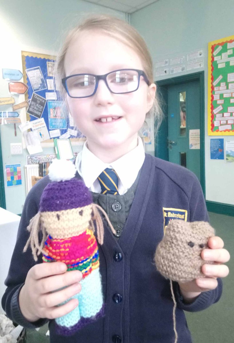 StAndrewsCoE's tweet photo. How wonderful is this knitted doll and cat?  These were made by one of our talented Year 5 knitters with a little help from her mum in sewing them up. Can't wait to see what she knits next! 😊 @LDSTEducation @SeftonCVS @Letsknitmag @EmmaVarnamUK https://t.co/RPZouOZbSN
