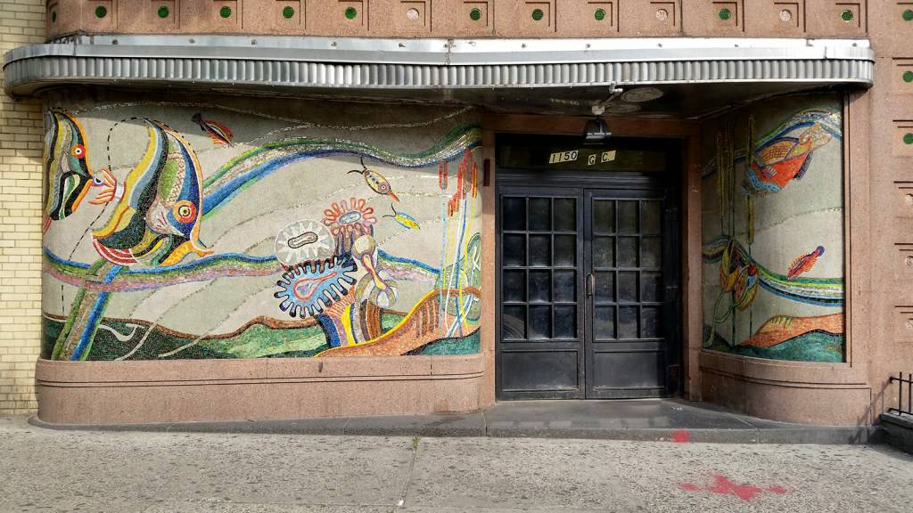 Welcome2theBX's tweet photo. The famous (and landmarked) "Fish" Building on the historic #GrandConcourse in The #Bronx
#welcome2thebronx https://t.co/jFoN1xsp2v