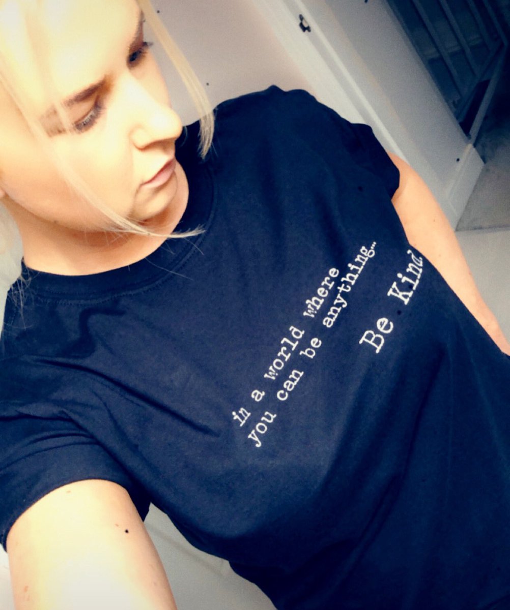 ByclaireBeauty's tweet photo. #BeKind This will be my uniform for the foreseeable ๐ค๐ค๐ค from @inthestyleUK all profits going to @samaritans #inthestyleuk #thesamaritans #mentalhealth #essex #colchester #workwear #tshirt https://t.co/BSlMN4R33n