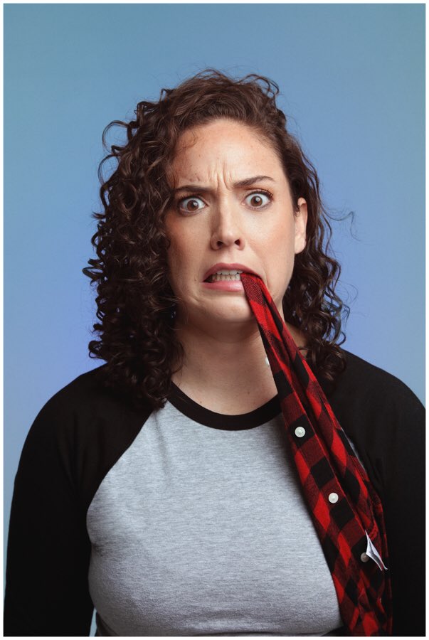 caitlinpeluffo's tweet photo. FEED ME or I will eat myself. BOSTON! This weekend I’m headlining two shows! Friday @hideoutcomedy & Saturday @billsbarboston! come on out! I’ll eat your shoes!
📸 @philproxo
.
.
.
#womenincomedy #dickslayer #caitlinpeluffo #caitlinpeluffocomedy #beastspod #bostoncomedy https://t.co/VgTOcFbapa