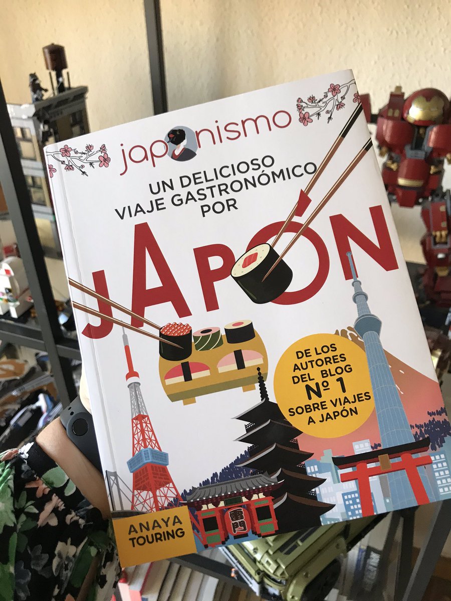 Japonismo's tweet image. 🎉¡SORPRESAAAA! 🎉
Mirad en qué hemos estado trabajando estos últimos meses... ¡Publicamos libro con Anaya! Os contamos más en stories y mañana con calma en Youtube, ¡pero no podíamos aguantarnos las ganas de enseñarlo! Cómpralo YA:
amzn.to/2VQ5fHj #JaponismoViajerosAnaya