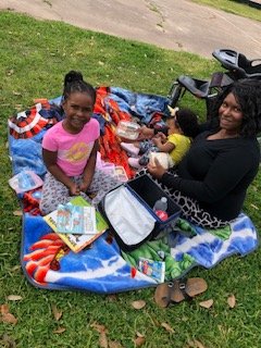SivellsElem's tweet photo. Kindergarten Reading Picnic was held on Tuesday, March 3, 2020. #readingpicnic #wearewharton #sivellssuccess #sivellsricks #sivellsrules #sivellsstrong https://t.co/WQyxewBBU1