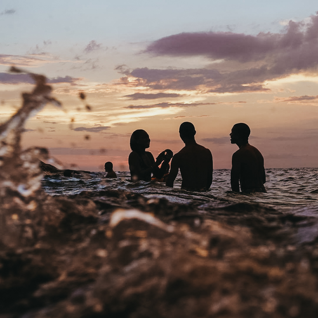 OrganicTravels_'s tweet photo. Sunset in Cuba https://t.co/ooeZTmMhA3