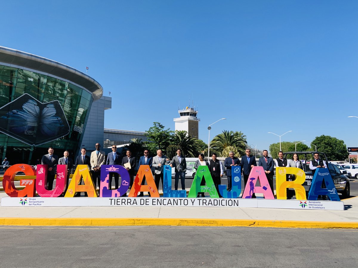 ACIWorld's tweet photo. The #ACIAPEX and @Aeropuerto_GDL teams are working together this week during the airport's security review. The APEX in Security Programme mission is to promote safer and more secure airport operations. Learn more about the programme: https://t.co/tuQ0qxicfj https://t.co/oK6FNI20M9