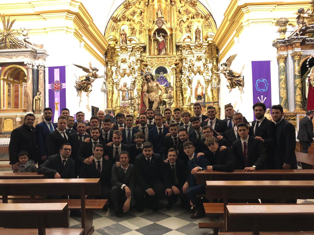 CHumildadCh's tweet photo. Desde estas líneas queremos agradecer a los que participaron en el ViaCrucis organizado por el Consejo de HHyCC. En especial a la Cuadrilla de María Santísima de las Lágrimas y Esperanza que nos acompañó en una jornada histórica.

RECUERDA: este Sábado a las 17:00, Primer Ensayo. https://t.co/bnJiWDOmR4