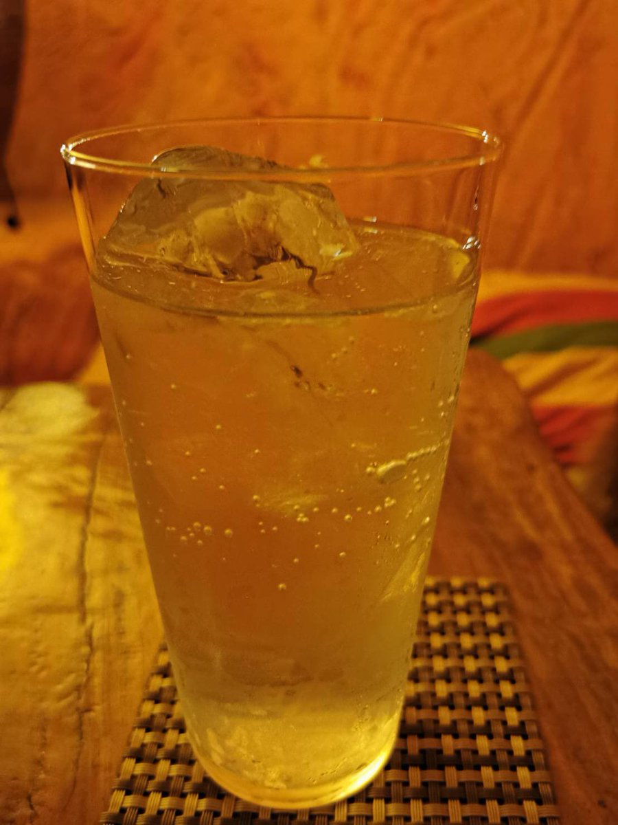 back_Nanasan's tweet image. #小樽よいとこ
#小樽酔いとこ🍻笑

初体験orange otaruさん！
桜のジントニック🌸
向かいの人のバラライカ💋